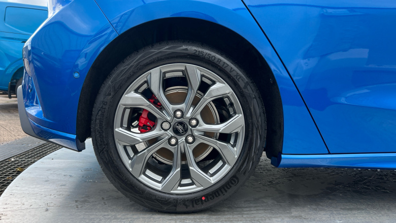Ford Focus 1.0 EcoBoost Hybrid mHEV 155 ST-Line 5dr Auto Petrol Hatchback